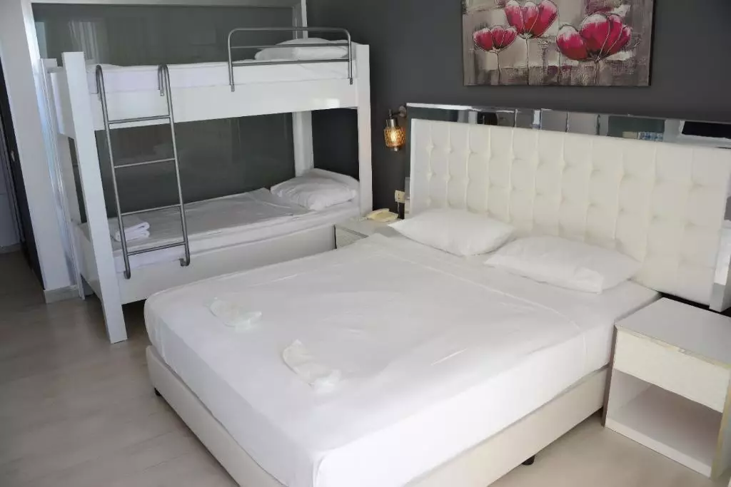 Le Bleu Hotel and Resort Kusadasi